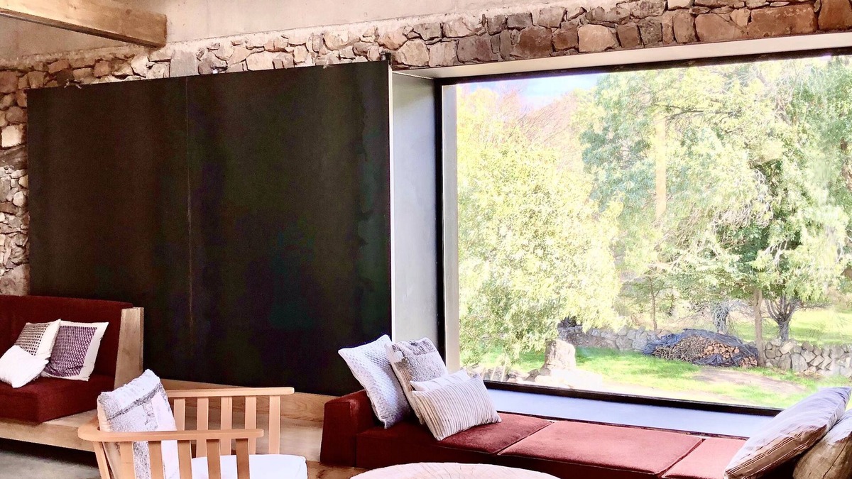 Orejana Cottage | Renovated stone barn with terrace overlooking the countryside