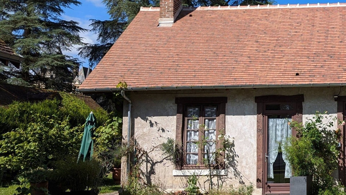 Ligny-le-Ribault Cottage | Renovated studio in Sologne with private garden, ideal for 2 guests