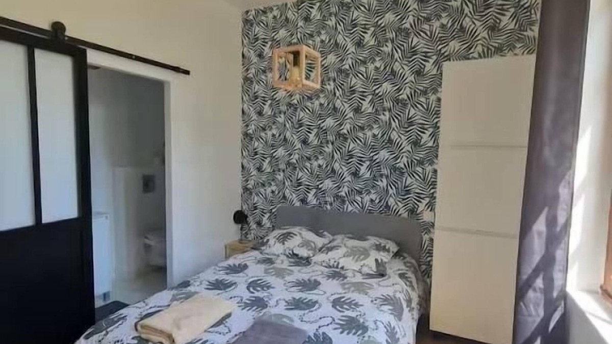 Barriere de Paris Apartment | Renovated T2 - near metro and city center