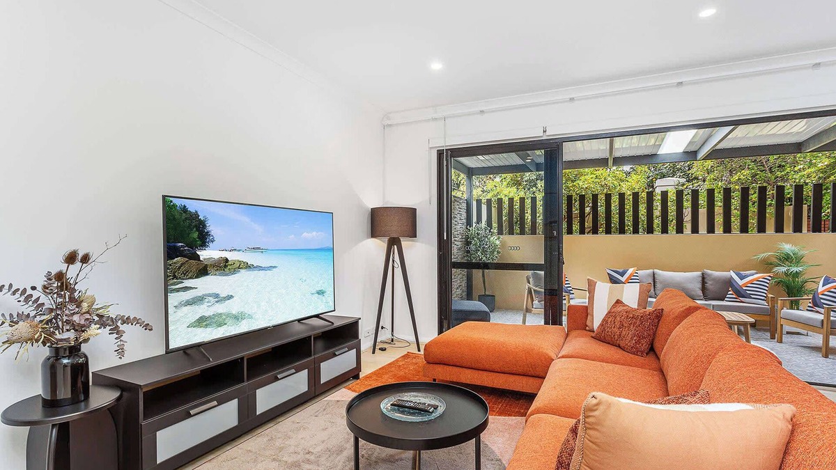 West Perth Apartment | Renovated Townhouse in Northbridge