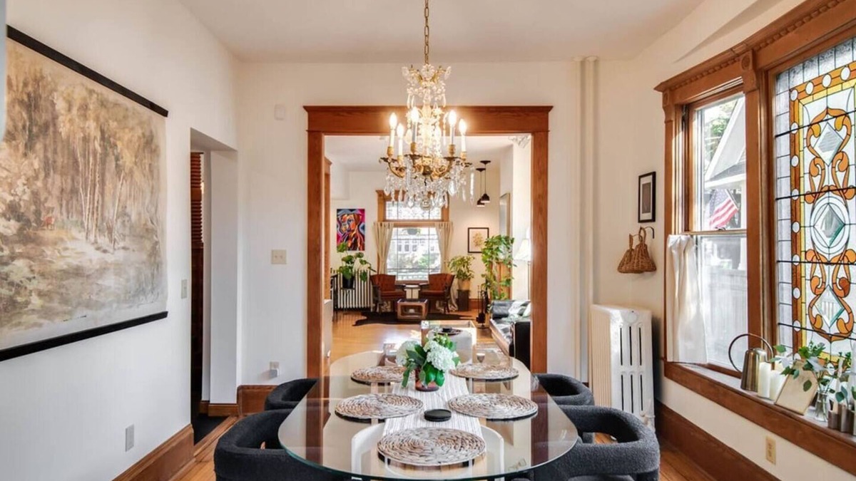 Summit - University House | Renovated Victorian home in the heart of St. Paul
