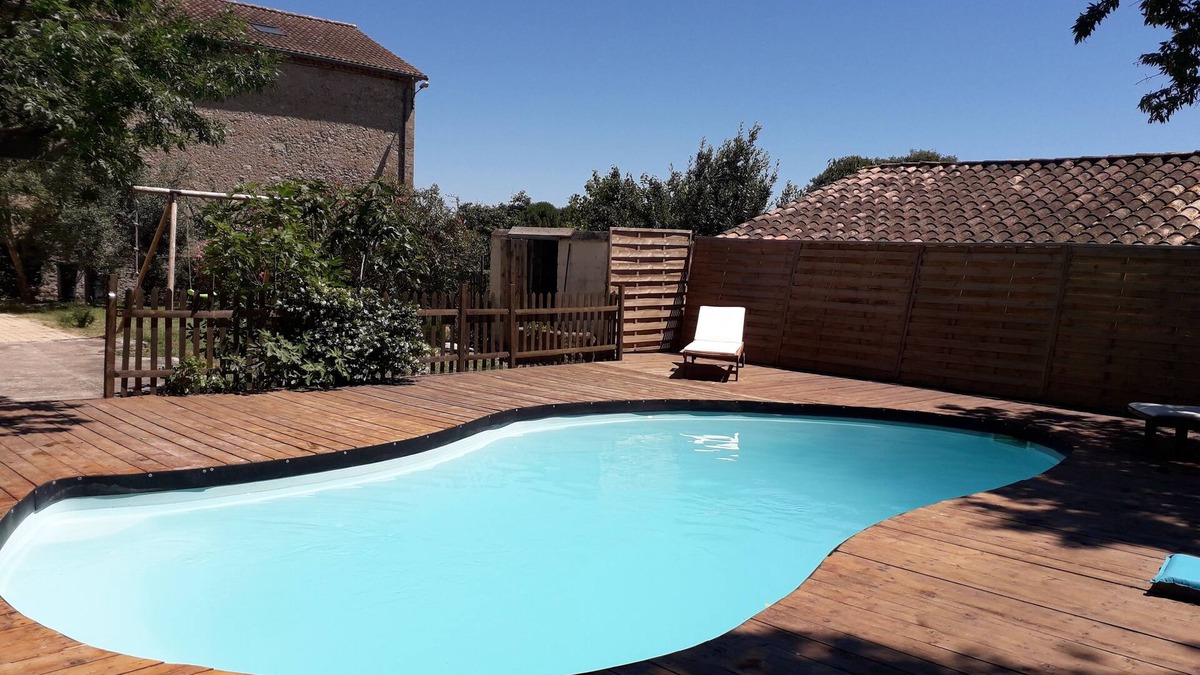 Puimisson House | RENOVATED WINEGROWER'S HOUSE SLEEPS 8 BETWEEN SEA AND MOUNTAINS; SWIMMING POOL GARDEN