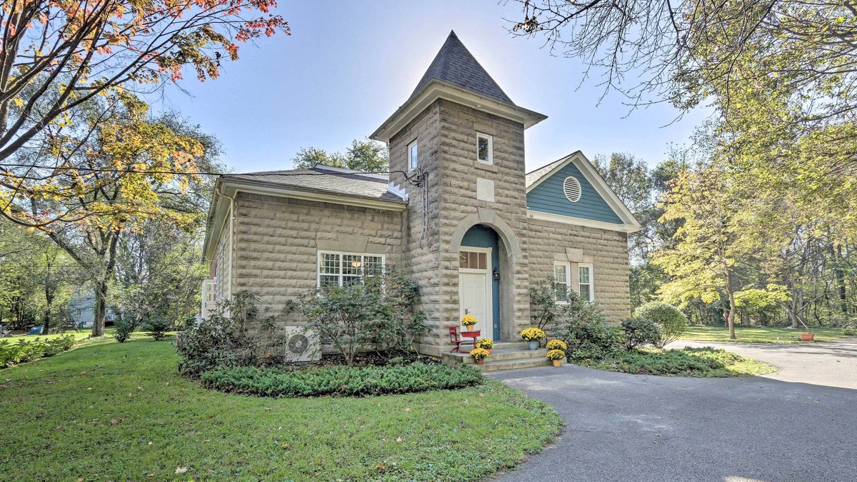 Kearneysville House | Renovated WV Schoolhouse: History Buff’s Heaven!