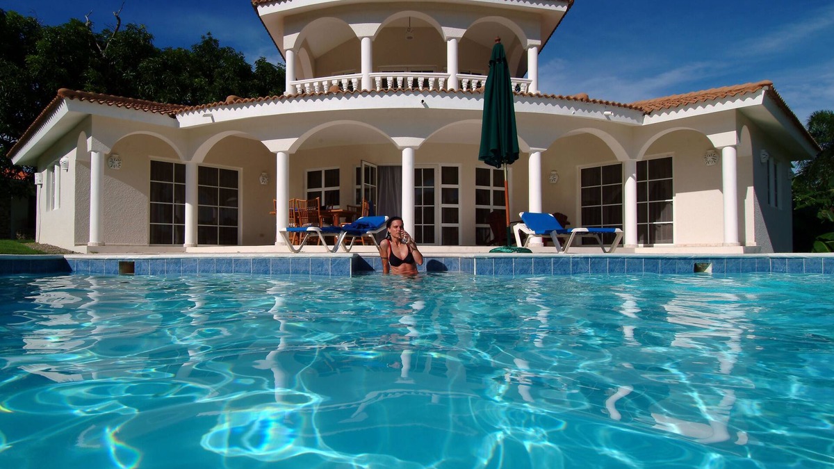 Cofresi Villa | Rent a 3 or 4 Bedroom villa, receive highest guest benefits, all-inclusive.