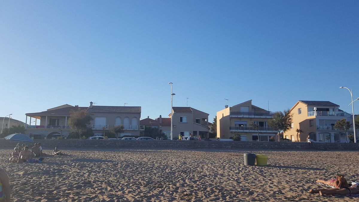 Valras-Plage Apartment | Rent apartment in Valras Plage, close to the beach, sleeps 5