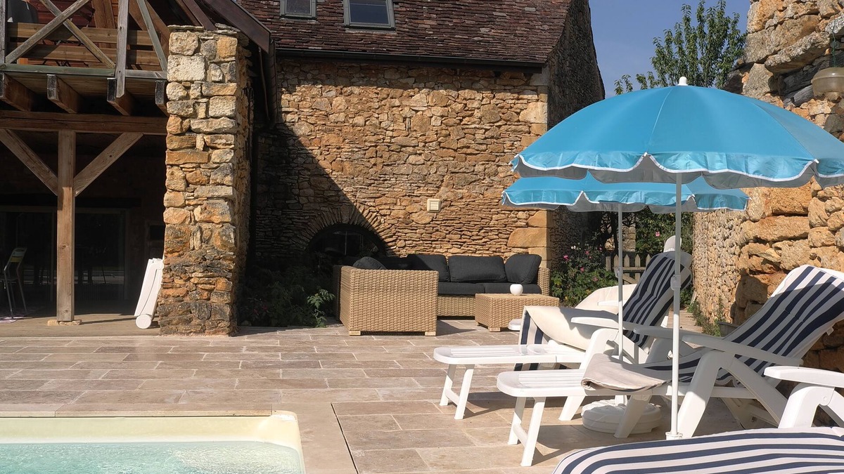 Castels et Bezenac House | Rent Gite Casalissa house with heated pool in Perigord Noir, Sarlat
