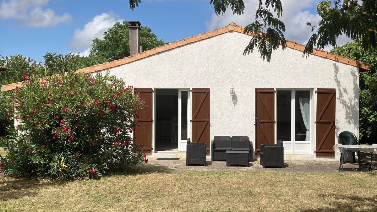 Meschers-sur-Gironde House | Rent large house near Royan, near beaches