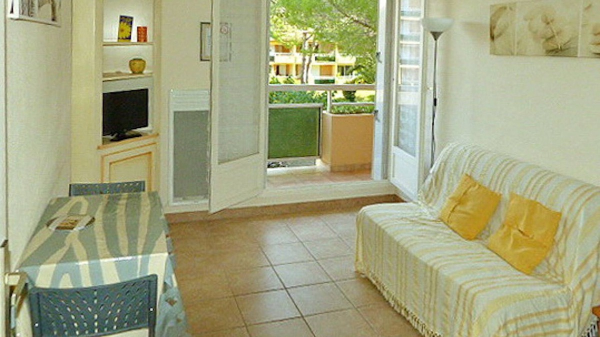 La Faviere Apartment | Rent T2, sleeps 4, in Bormes les Mimosas (83230)