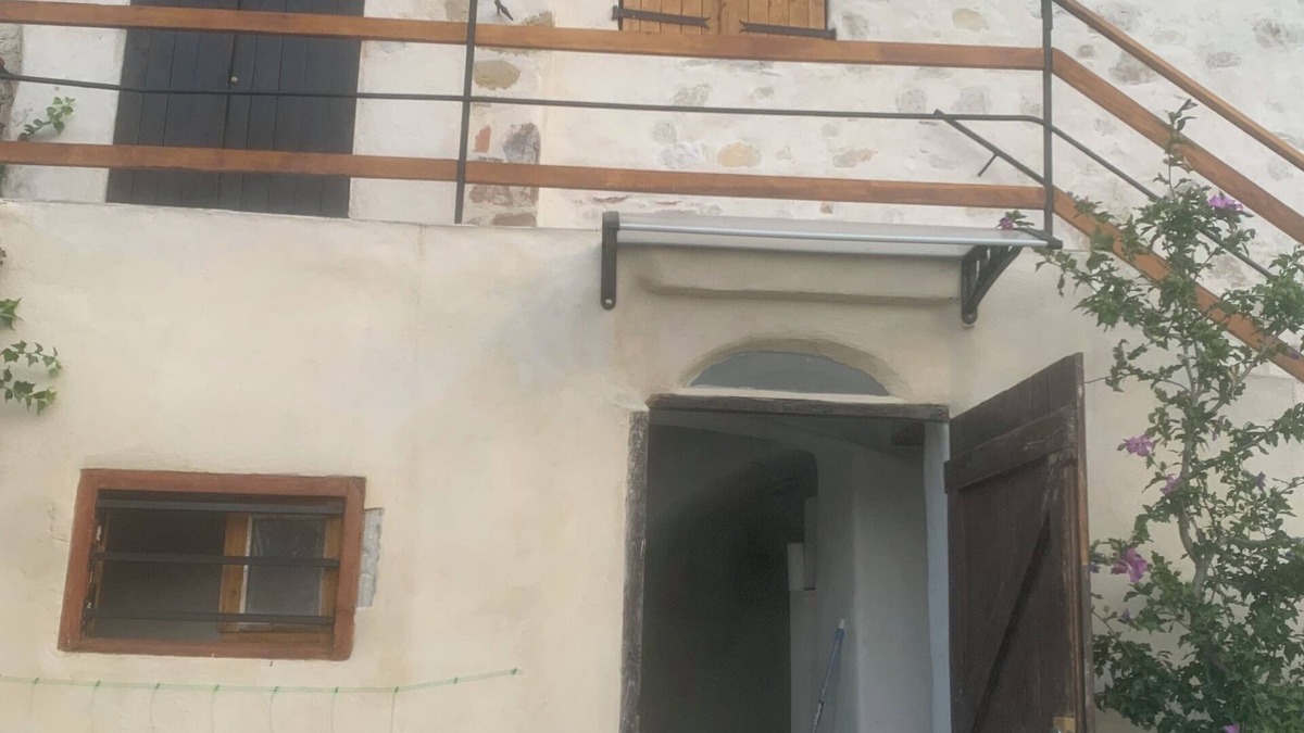 Bendejun House | Rent village house 2 rooms possibility 8 beds. Quiet forest/river