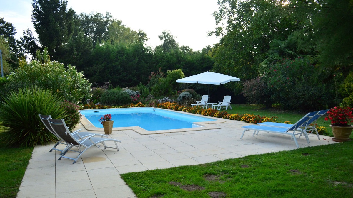 Bourdalat House | RENTAL HOUSE FOR HOLIDAYS FOR 8 PEOPLE 6 ADULTS 2 CHILDREN