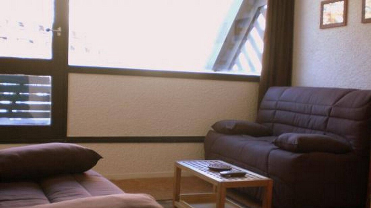 Piau Engaly Apartment | Rental in Piau Engaly: The Indonesian studio: sleeps 4 at the foot of the slopes