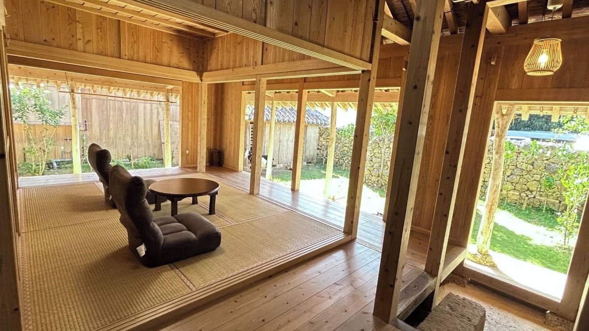 Imadomari House | Rental of the whole house Basic plan Breakfast/Kunigamigun Okinawa