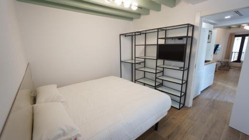 Santa Catalina Apartment | RentalSevilla Cardenal Cervantes III