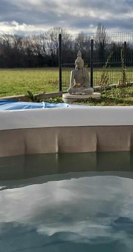 La Batie-Rolland House | Repos=baignade
