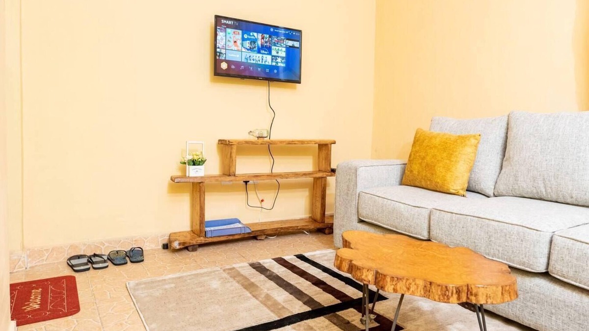 Karen Apartment | Repose stay - 2br, wifi, cctv, parking in karen