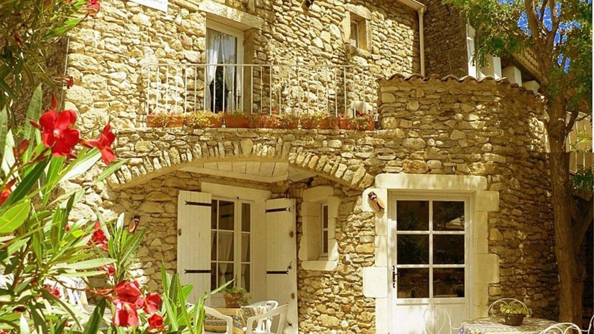 Saint-Andre-de-Roquepertuis Apartment | Residence de l'Acacia - Belle Vue Apartment