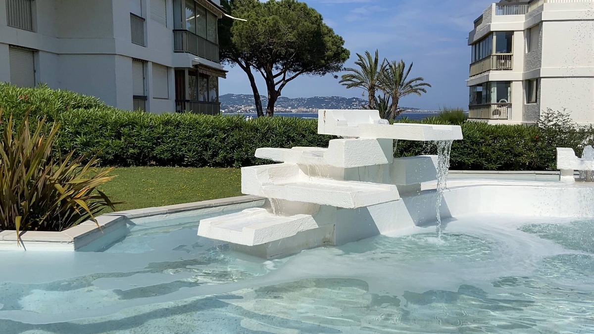Mandelieu-la-Napoule Beach Apartment | Resdence PORT -1 ch-BOTANICAL GARDEN, feet ds water