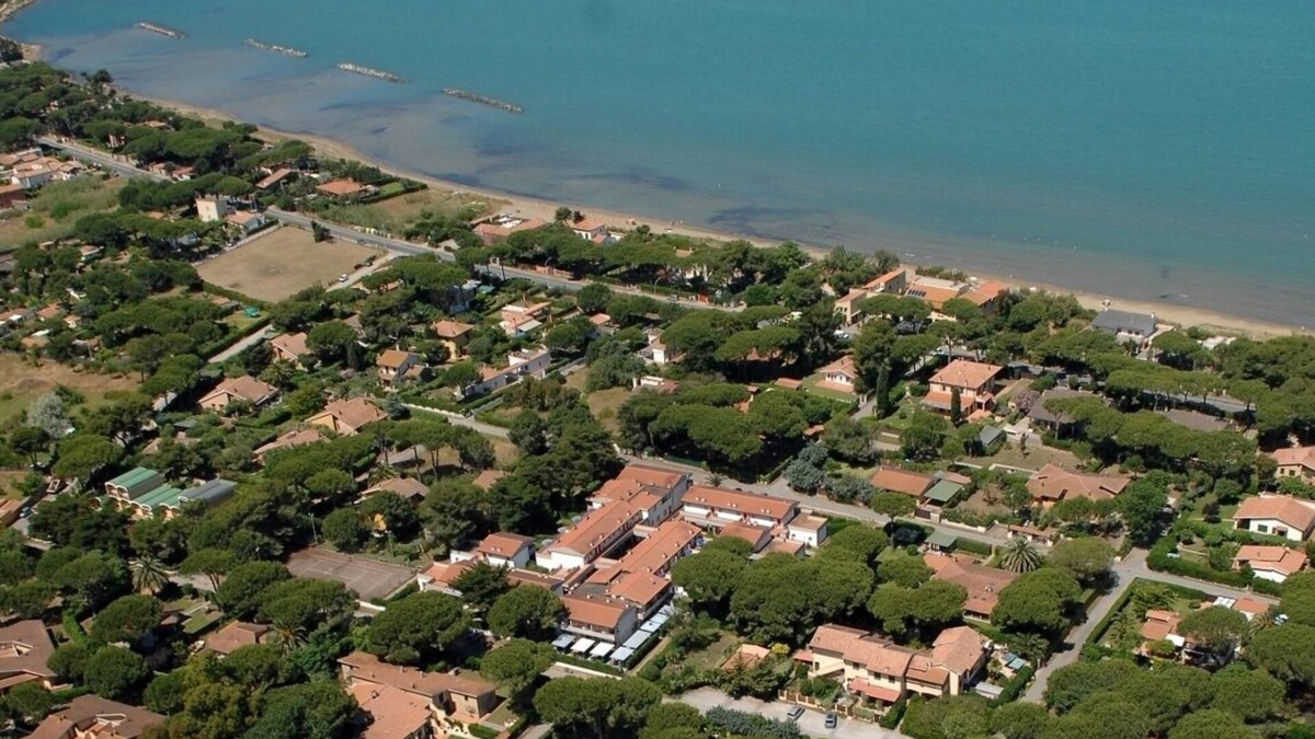 Giannella Apartment | Residence Airone - one bedroom apartment for 5 people