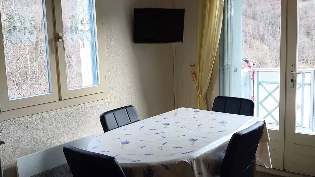 Bareges Apartment | Residence Balcons De Bareges - Apartment with balcony and parking