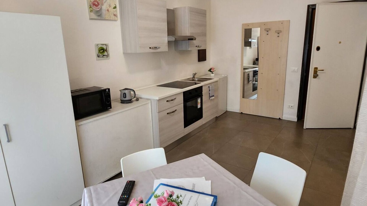 Stazione Apartment | Residence Bonomelli triple bedroom apt. no. 16