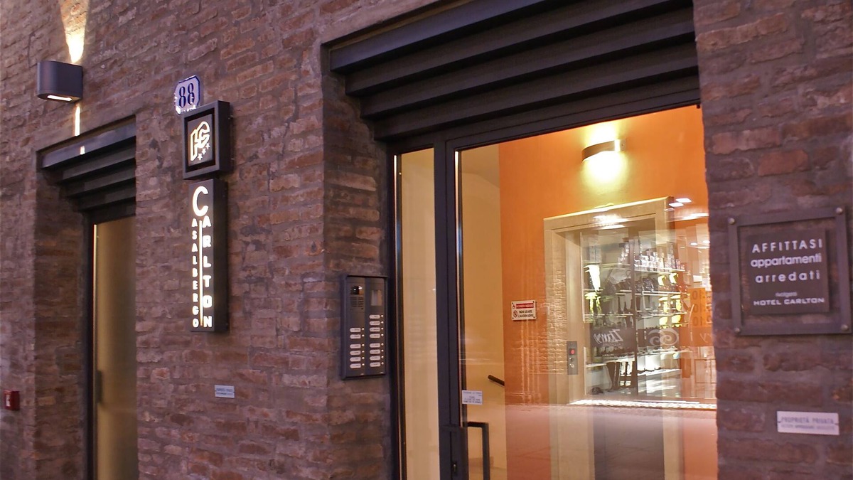 Ferrara House | Residence Carlton