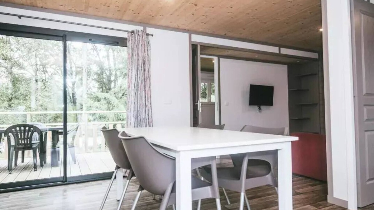 Rochefort-en-Terre House | Residence du Domaine du Moulin Neuf - 3 room cottage 6 people Lake View