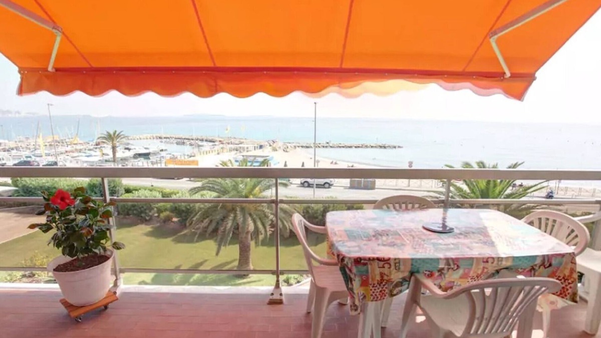 La Bocca Apartment | Residence Etoile de Mer - Beachfront duplex Cannes Mandelieu - Beachfront