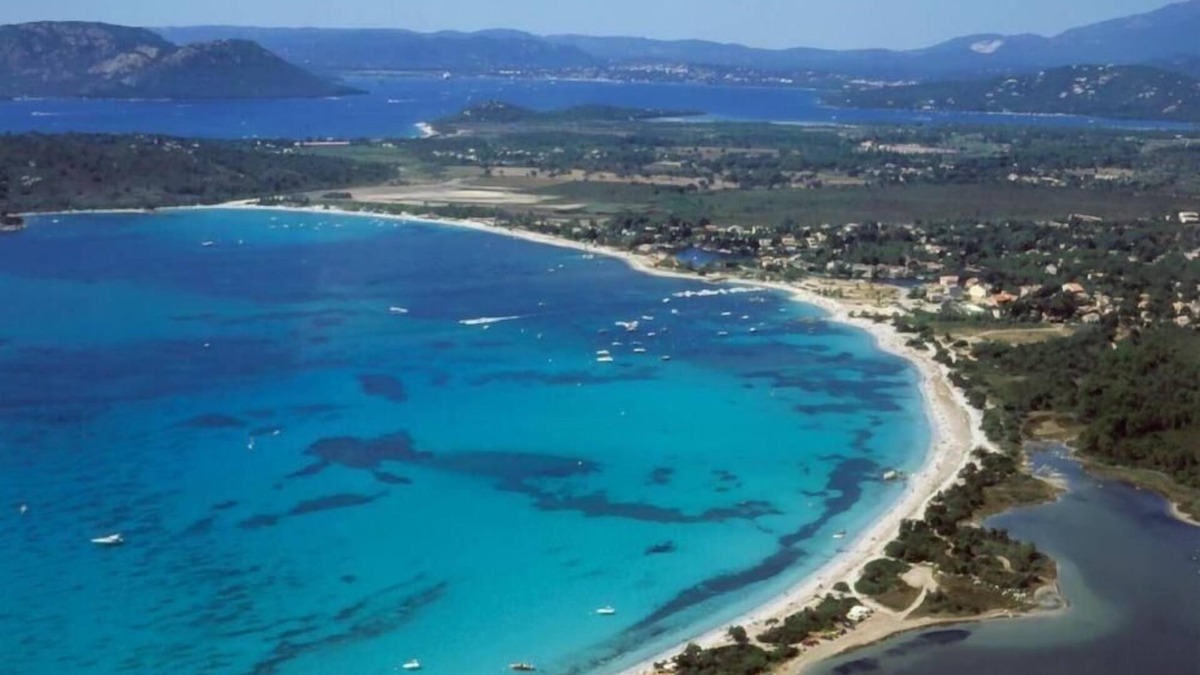 Lecci Hotel | Residence Fiori Di Cala Rossa
