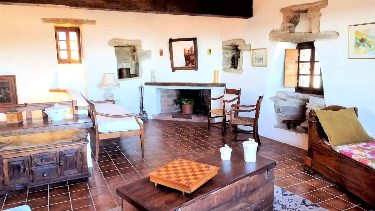Piedicorte-di-Gaggio Villa | Residence Aja900-v001-piedicorte Di Gaggio - Stone village house 4 rooms 6 beds PIEDICORTI DI GAGGIO