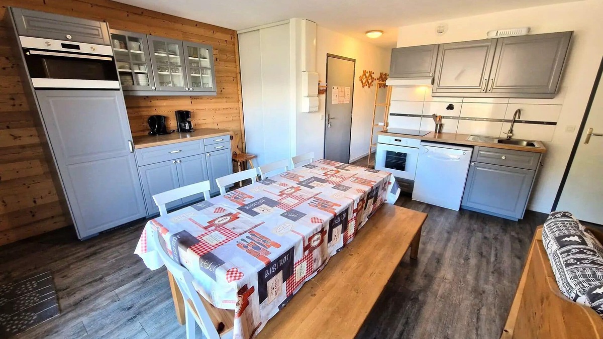 Valfrejus Apartment | Residence Grand Argentier - 3 rooms +cabin 8/10 people heart station 55m2