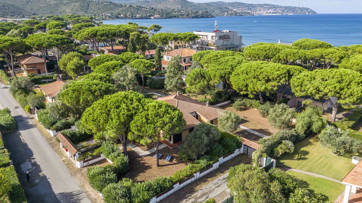 Giannella Apartment | Residence in Giannella with 2 bedrooms sleeps 4