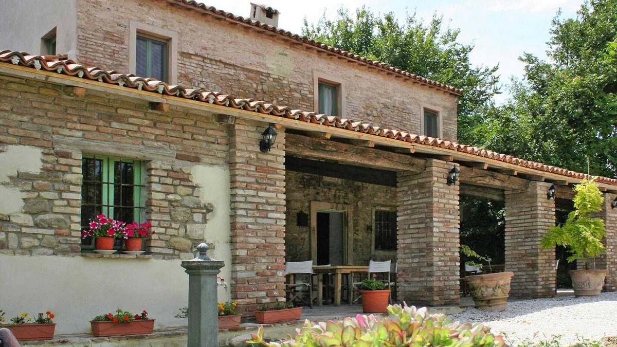Granarola Apartment | Residence in Vallugola di Gabicce