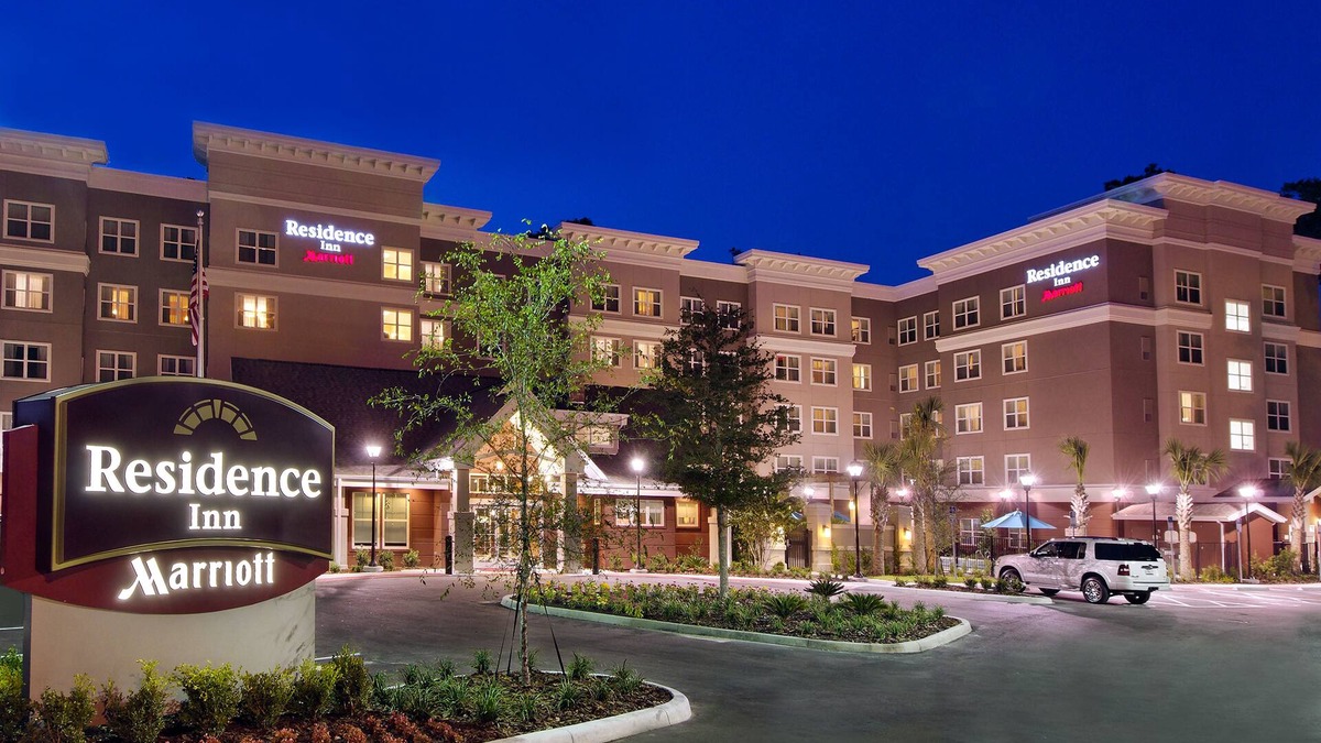 Gainesville Hotel | Residence Inn by Marriott Gainesville I-75