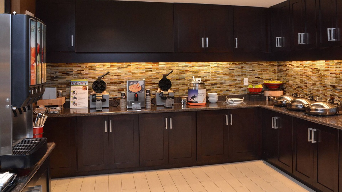 Fairlawn Hotel | Residence Inn by Marriott Akron Fairlawn