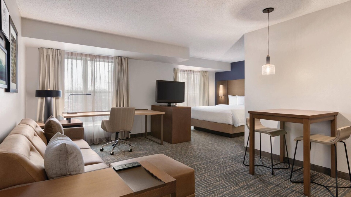Cheektowaga Hotel | Residence Inn by Marriott Buffalo Galleria Mall