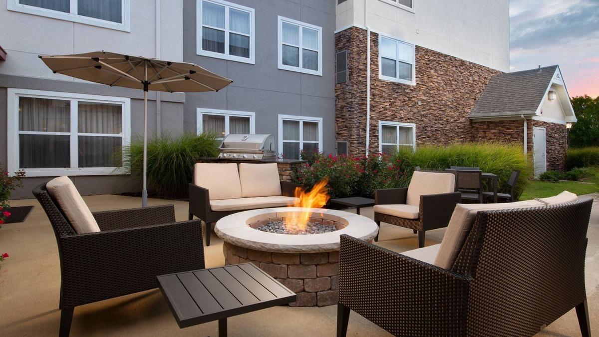 Rogers Hotel | Residence Inn by Marriott Rogers