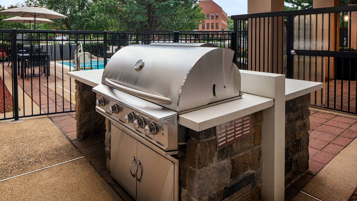 Tysons Hotel | Residence Inn by Marriott Tysons