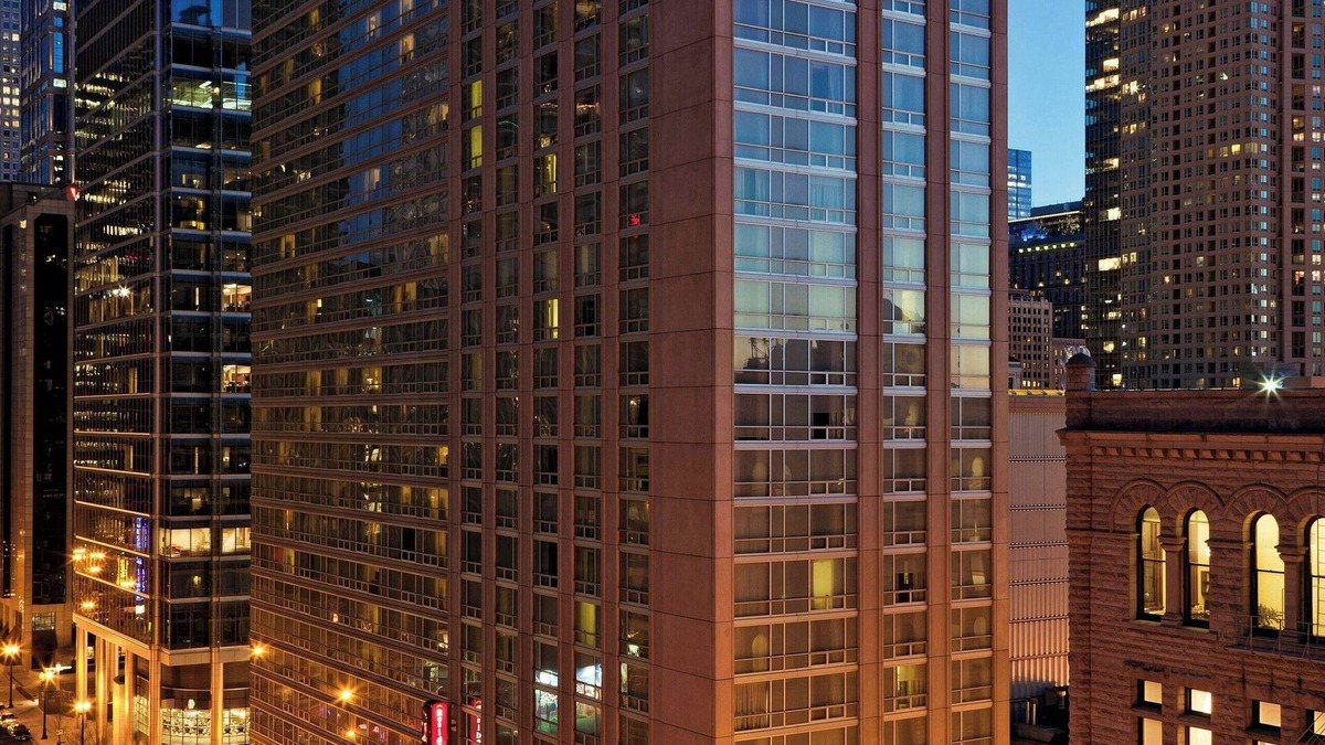 Downtown Chicago Hotel | Residence Inn by Marriott Chicago Downtown/River North