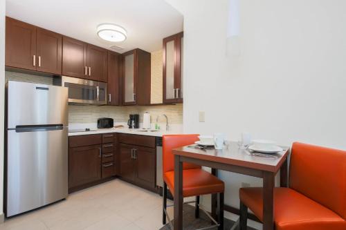 San Jose Hotel | Residence Inn by Marriott San Jose Airport