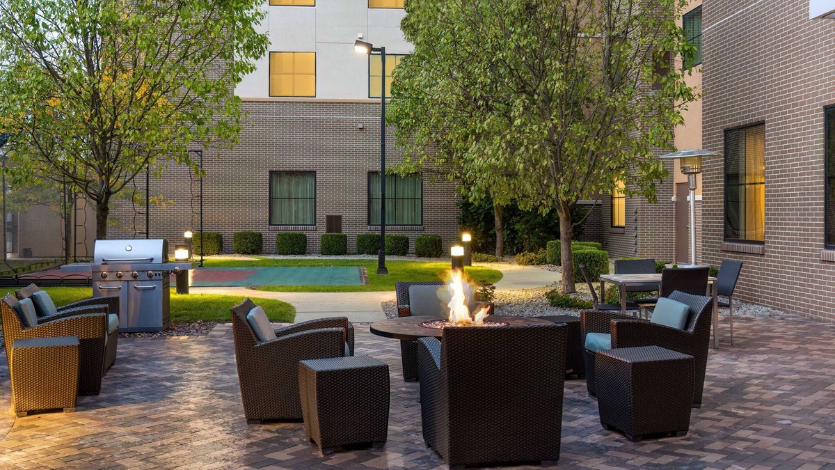 Niles Hotel | Residence Inn Youngstown Warren/Niles