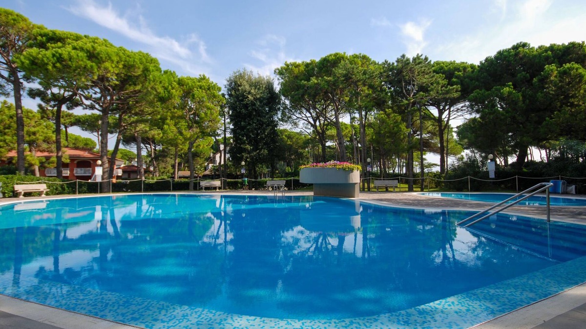 Lignano Riviera Apartment | Residence La Meridiana by Interhome