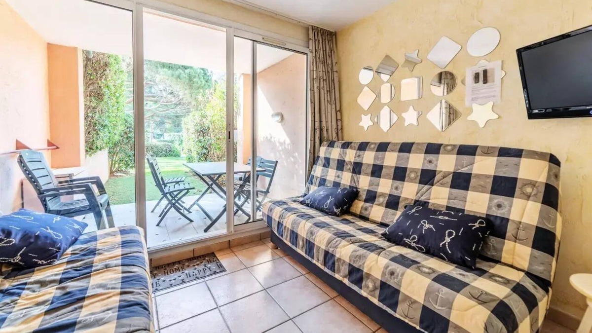 Giens Apartment | Residence La Pinède - maeva Home - 2-Room Apartment 5 People - Comfort