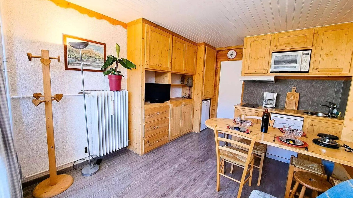 Pra Loup Apartment | Residence Le Clos Du Loup - Studio for 2 people