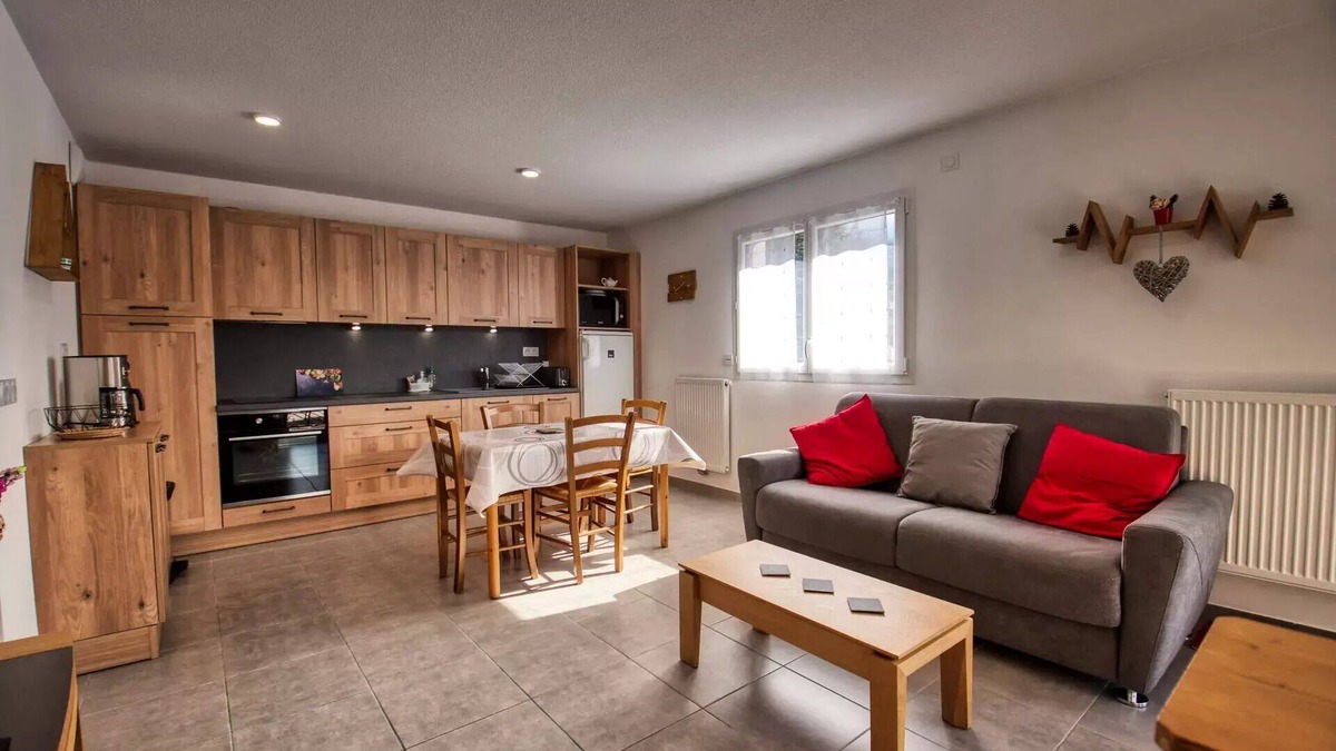 Verchaix Apartment | Residence Le Varshe - 2 Rooms for 4 People
