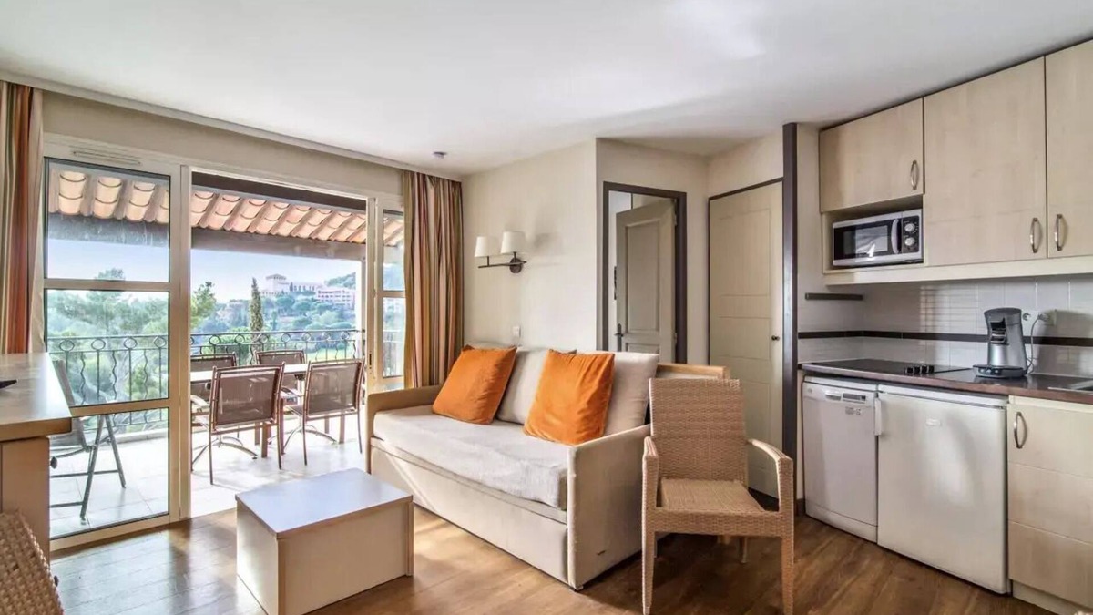 Agay Apartment | Residence le Village de Cap Esterel - maeva Home - 2 Room Apartment 5 People - Prestige