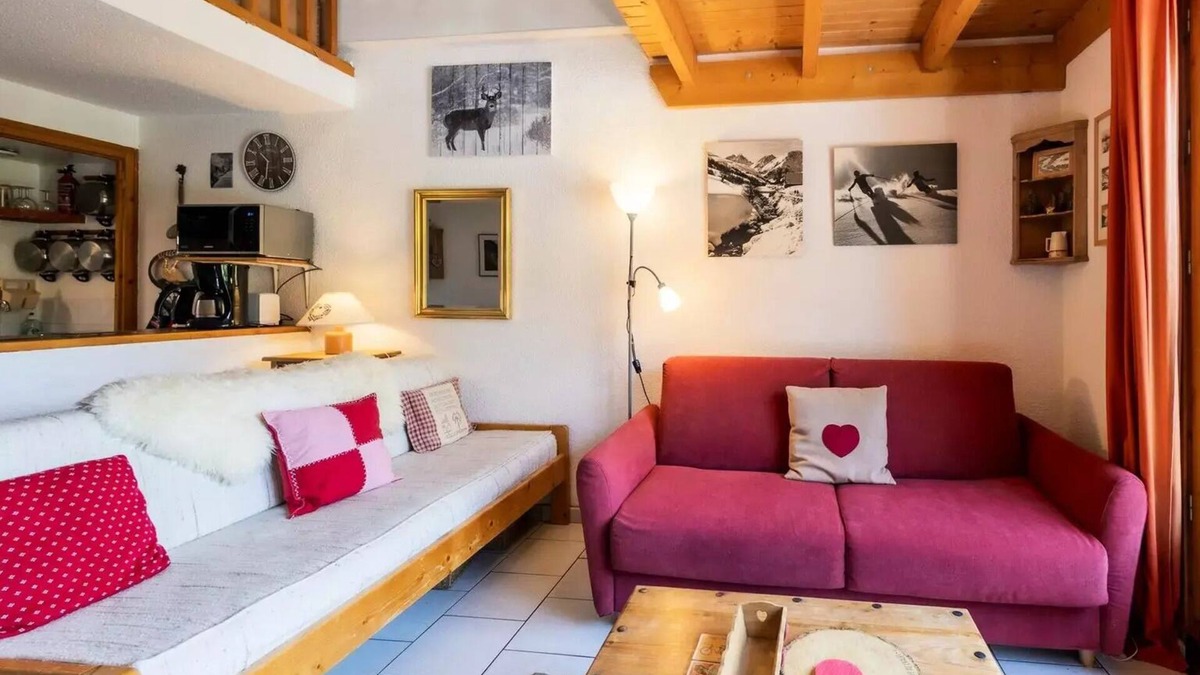Valloire Apartment | Residence Les Arolles - Studio mezzanine 6 people 2* exposed South