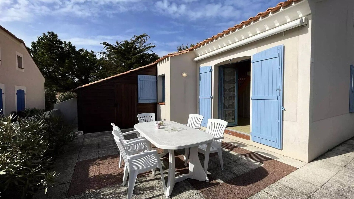 Saint-Hilaire-de-Riez Villa | Residence Mas De St Hilaire - Houses & Villas for 7 People
