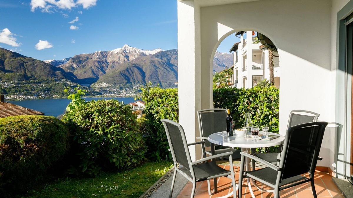 Piazzogna Apartment | Residence Miralago (Utoring) Apt. B12 by Interhome