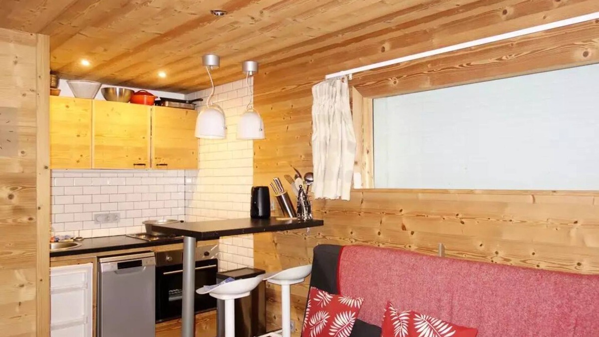 Eclose-Est Apartment | Residence Saint Bernard - APARTMENT ALPE D'HUEZ QUARTIER CENTRE STATION
