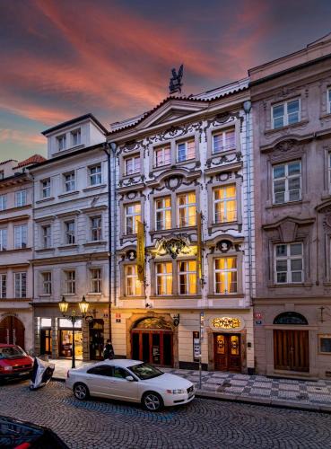 Mala Strana Hotel | Residence U Černého Orla
